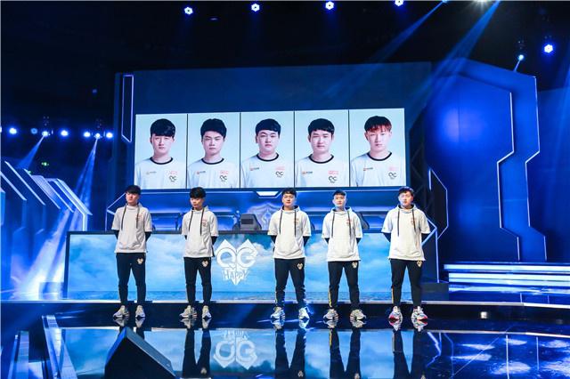 许多球员在 许多球员在