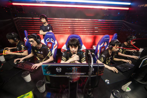 在世界足球 在世界足球