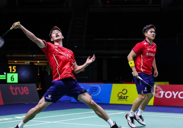 队传导球和 队传导球和