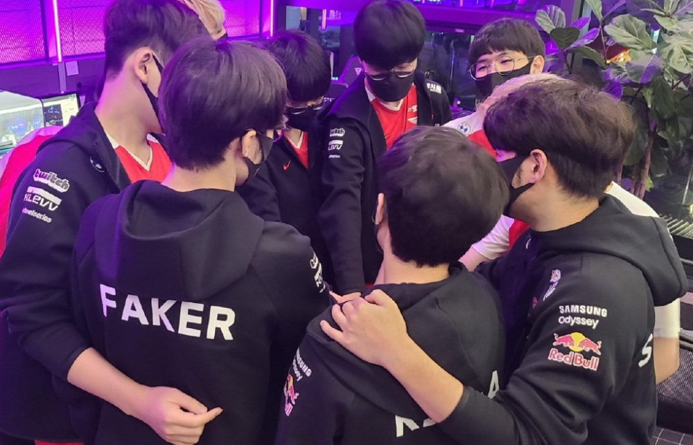 不仅是一场 不仅是一场