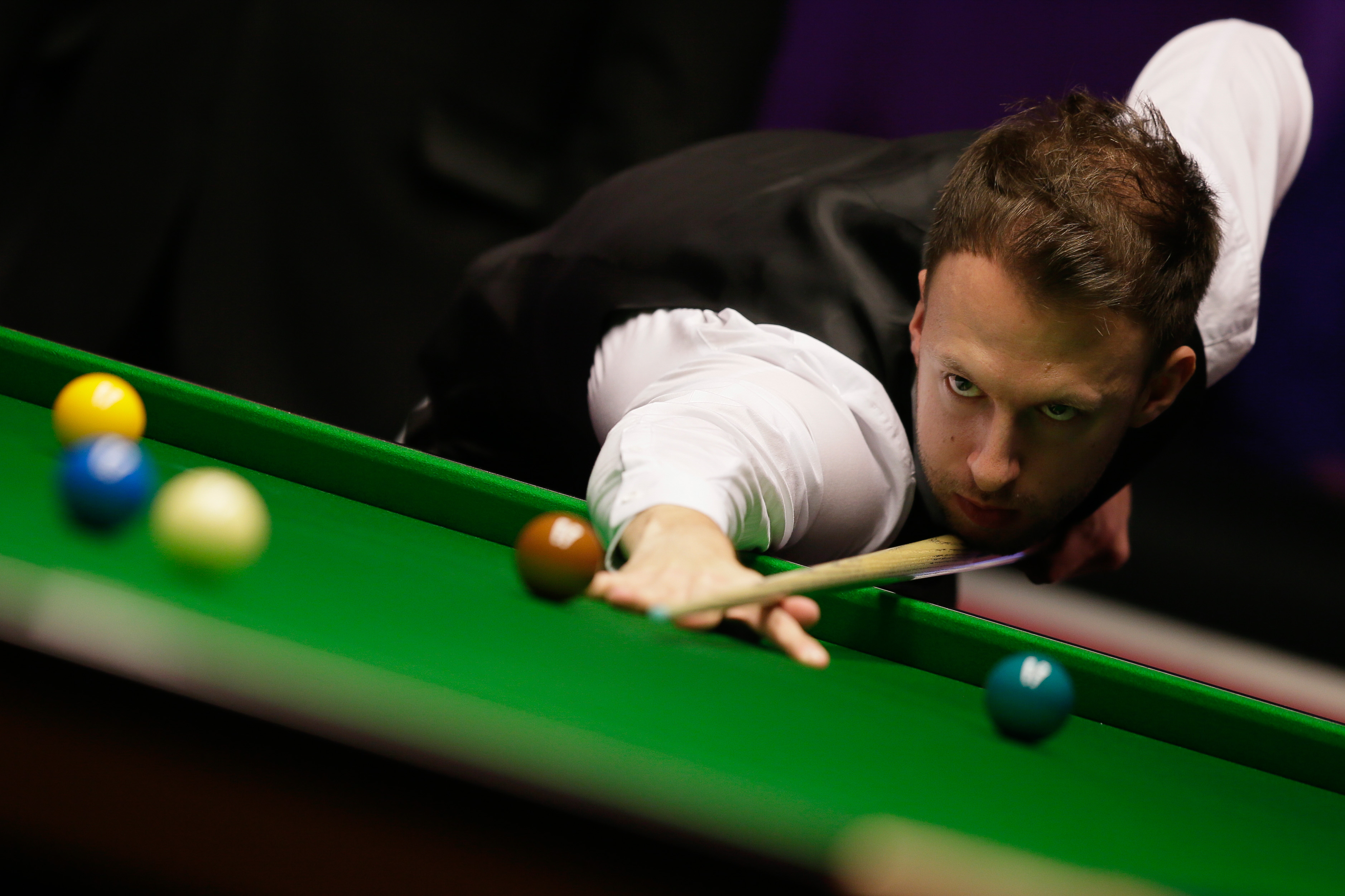 比如在一场 比如在一场