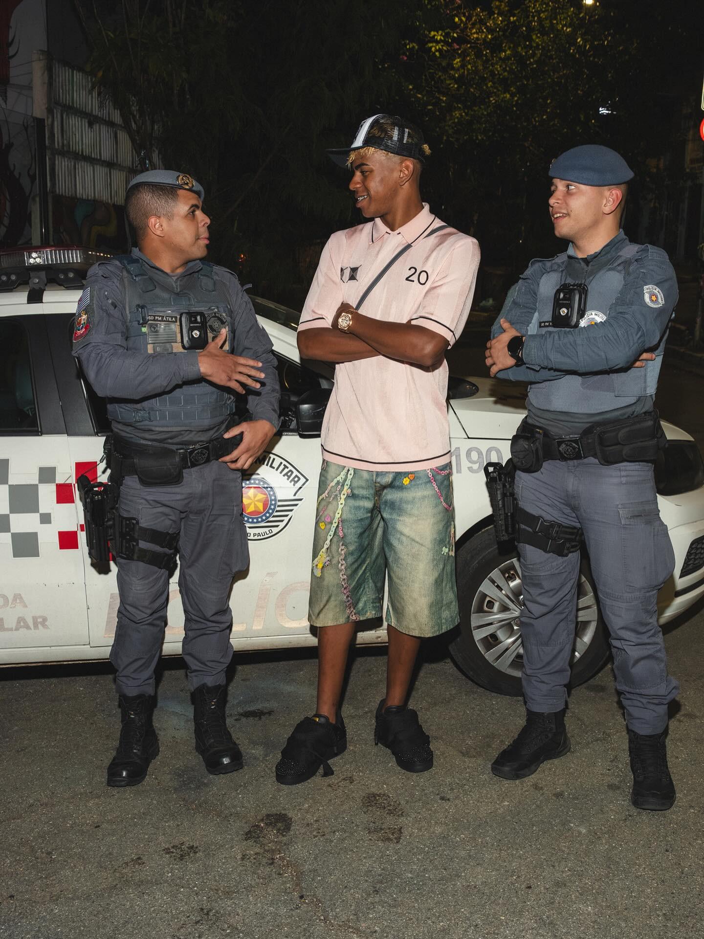 极具穿透力 极具穿透力